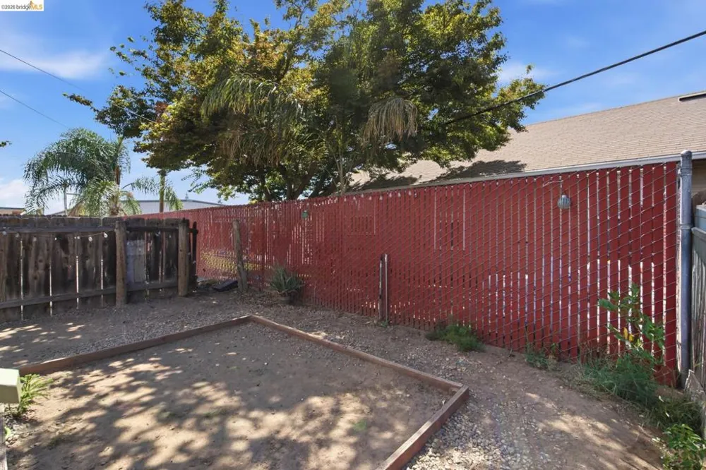 155 south washington avenue Manteca, CA 95336