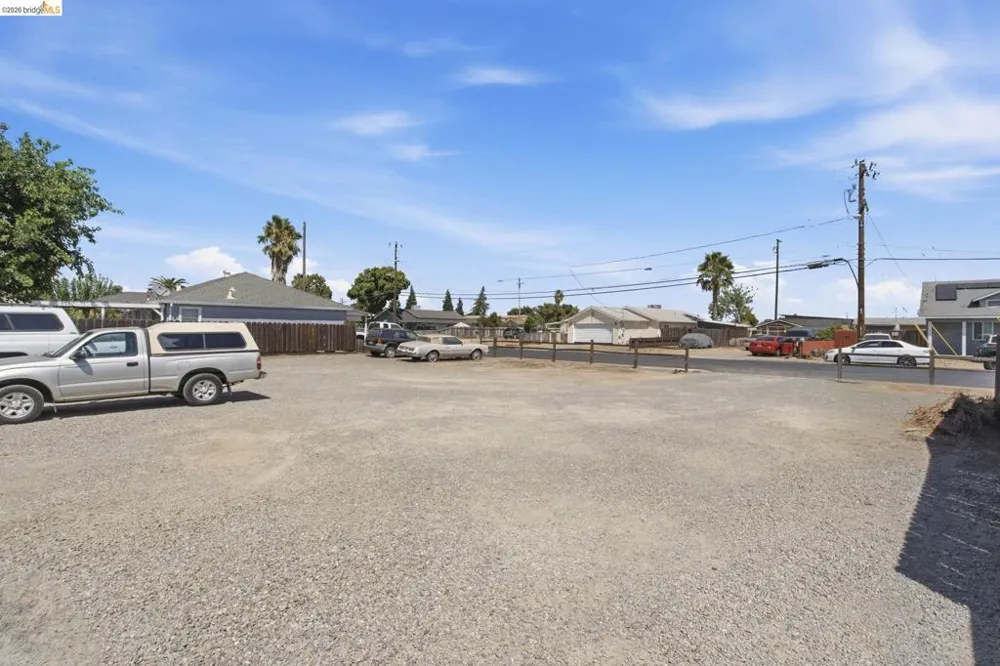 155 south washington avenue Manteca, CA 95336