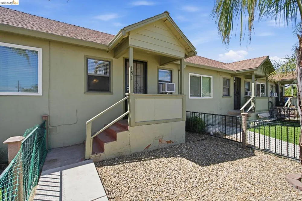 155 south washington avenue Manteca, CA 95336