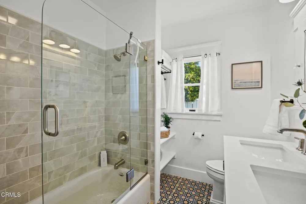 142 S Ann Street Ventura, CA 93001