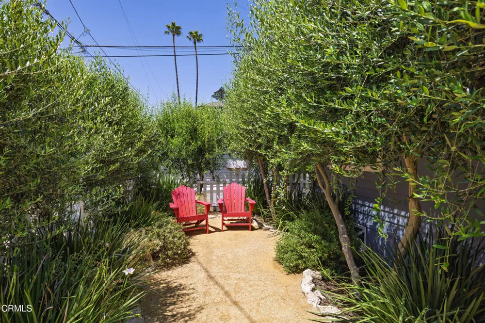 142 S Ann Street Ventura, CA 93001