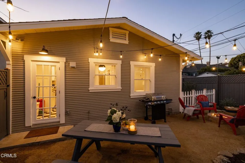 142 S Ann Street Ventura, CA 93001