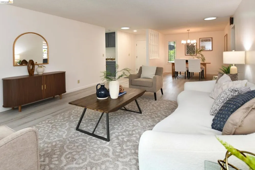533 Eagle Nest Dr Martinez, CA 94553