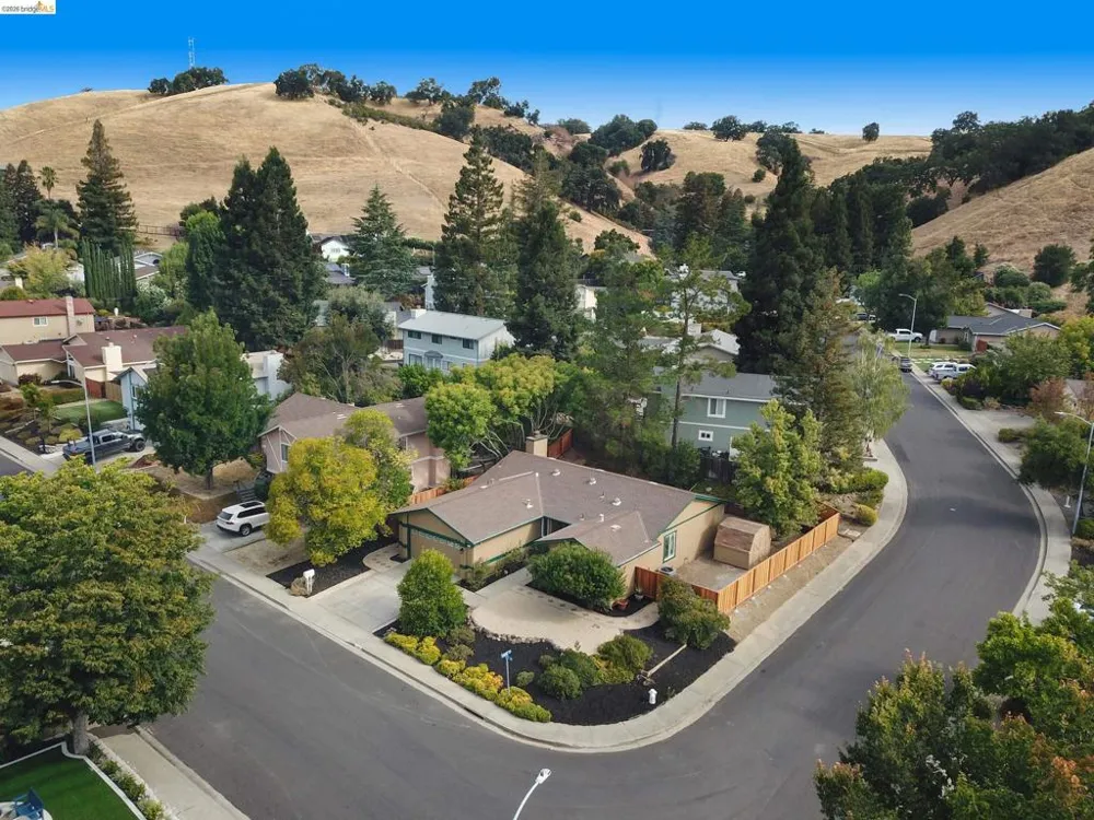 533 Eagle Nest Dr Martinez, CA 94553