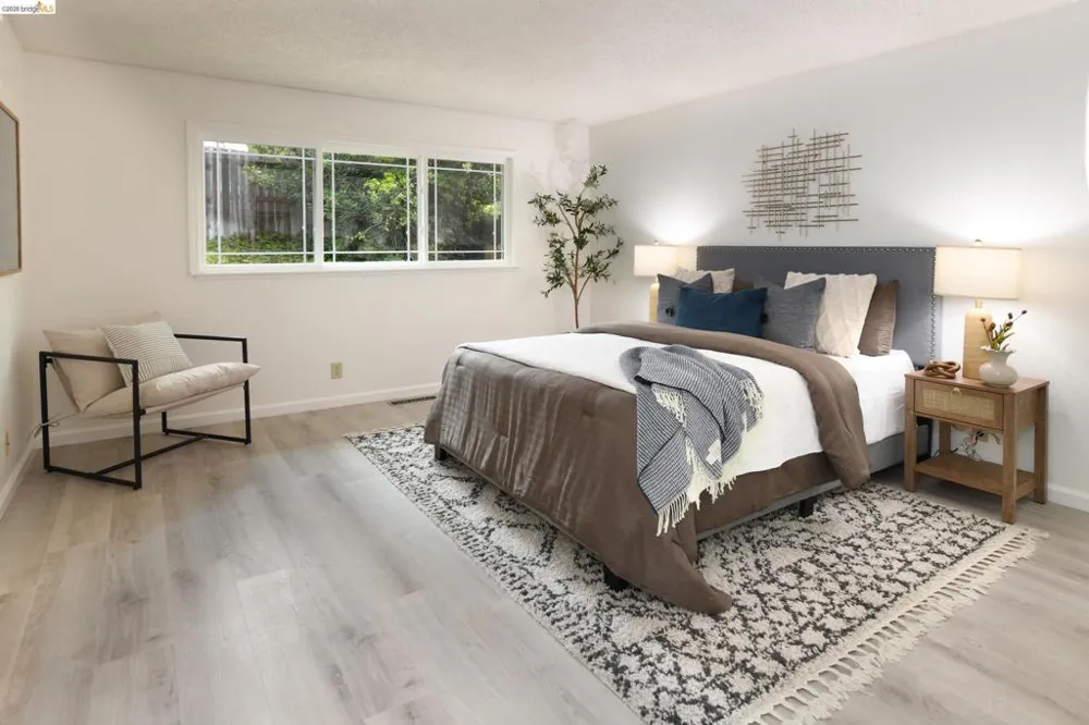 533 Eagle Nest Dr Martinez, CA 94553