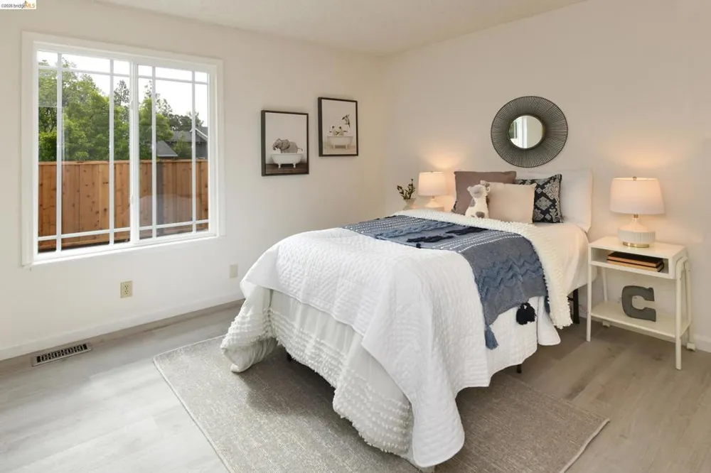 533 Eagle Nest Dr Martinez, CA 94553