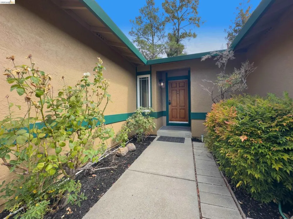 533 Eagle Nest Dr Martinez, CA 94553