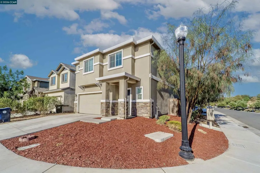 723 Phillipi Way Sacramento, CA 95838