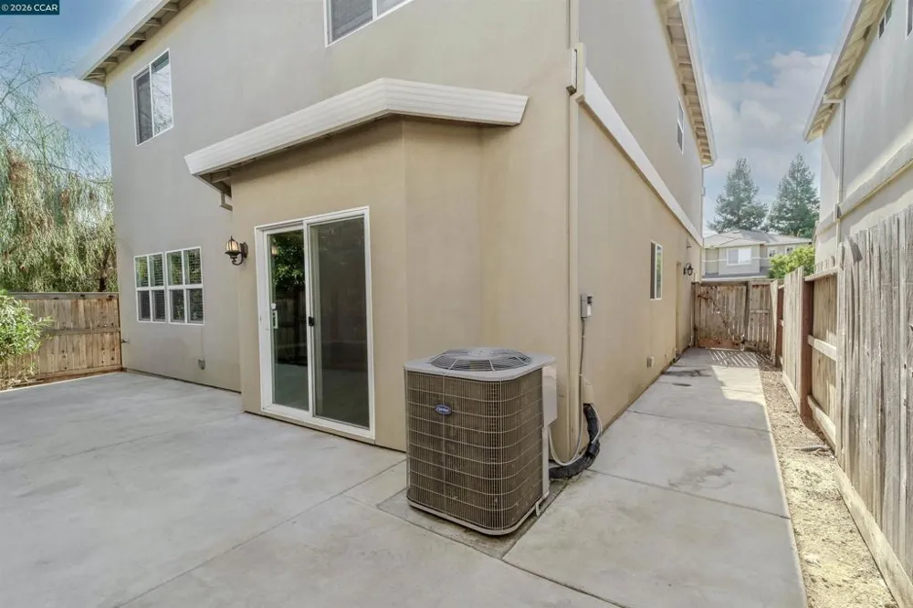 723 Phillipi Way Sacramento, CA 95838