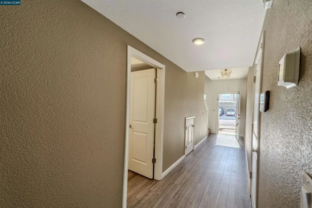 723 Phillipi Way Sacramento, CA 95838