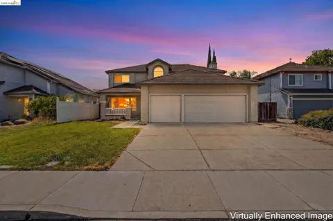 880 WOODSONG LANE
