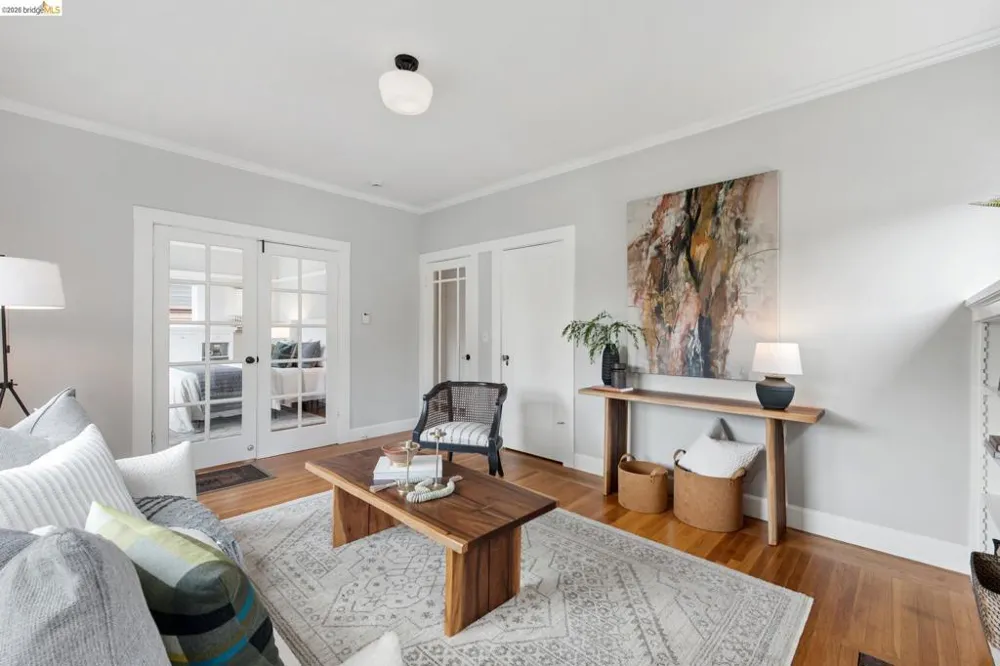 6426 Benvenue Ave #1 Oakland, CA 94618