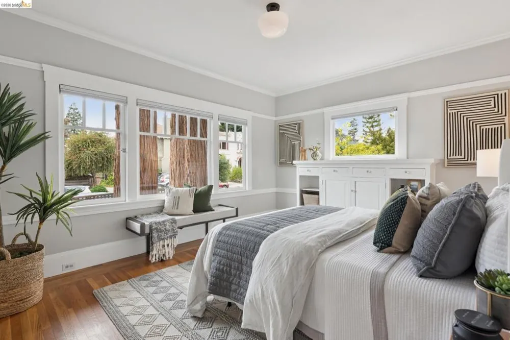 6426 Benvenue Ave #1 Oakland, CA 94618