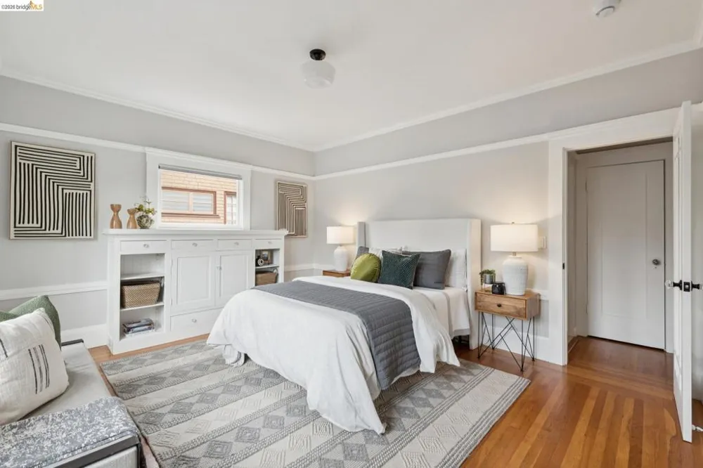 6426 Benvenue Ave #1 Oakland, CA 94618