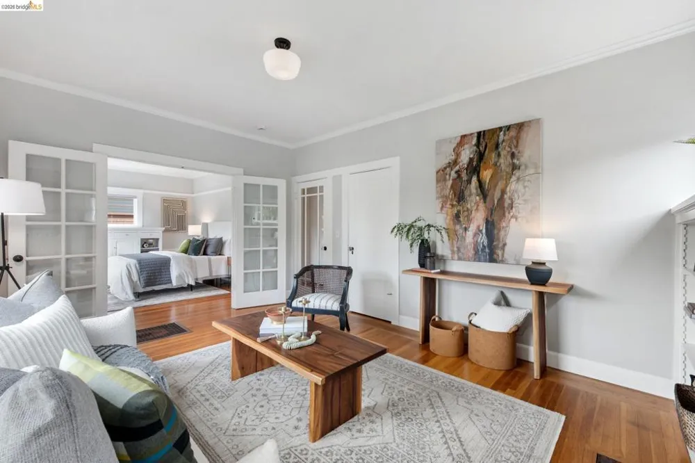 6426 Benvenue Ave #1 Oakland, CA 94618
