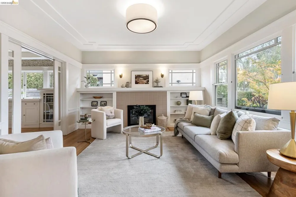 590 66th St Oakland, CA 94609