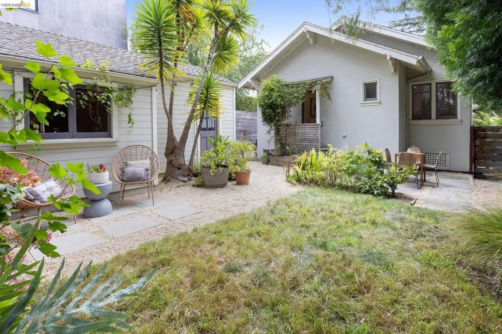 590 66th St Oakland, CA 94609