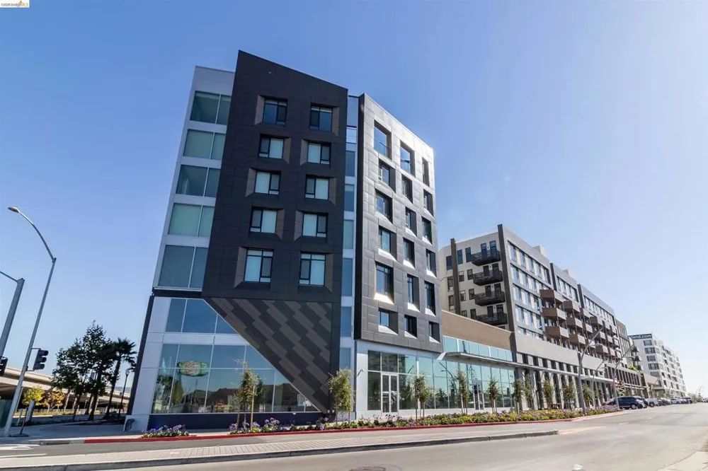 260 Brooklyn Basin Way #419 Oakland, CA 94606
