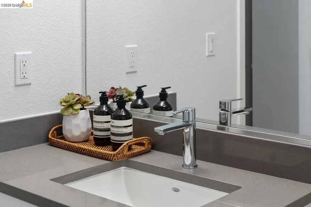 260 Brooklyn Basin Way #419 Oakland, CA 94606