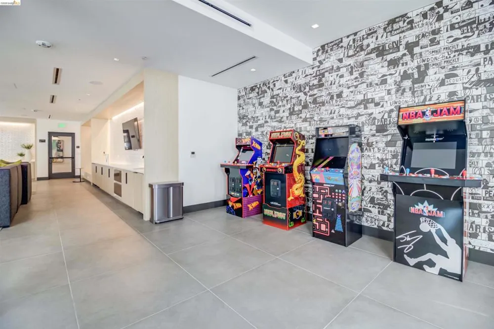 260 Brooklyn Basin Way #419 Oakland, CA 94606