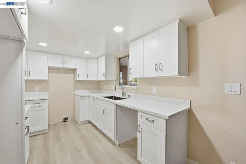 14544 Tiburon Rd San Leandro, CA 94577