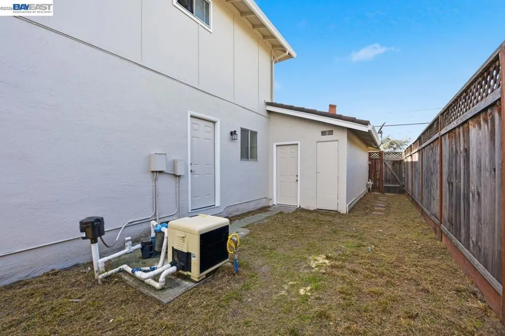 14544 Tiburon Rd San Leandro, CA 94577
