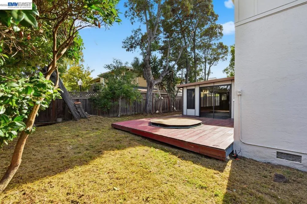 14544 Tiburon Rd San Leandro, CA 94577