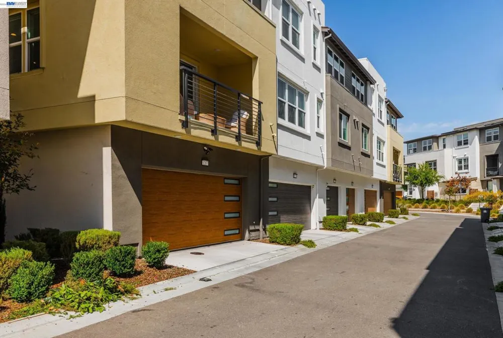 1207 Lorenzini Loop San Ramon, CA 94583