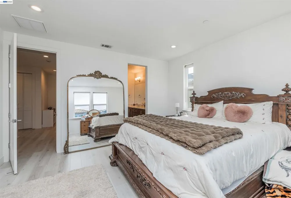 1207 Lorenzini Loop San Ramon, CA 94583