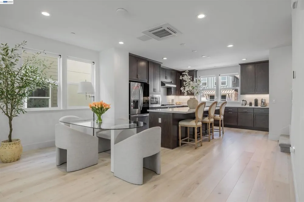 1207 Lorenzini Loop San Ramon, CA 94583