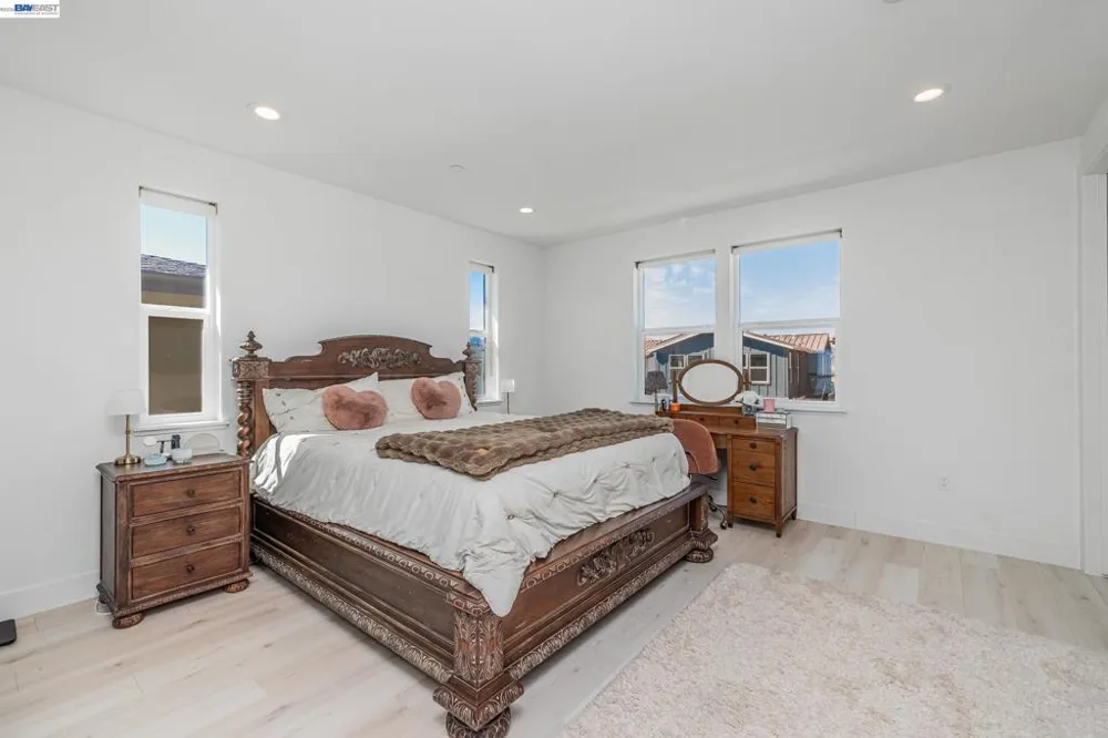 1207 Lorenzini Loop San Ramon, CA 94583
