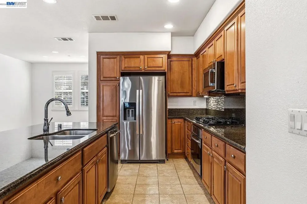 1503 Jetty Dr Richmond, CA 94804