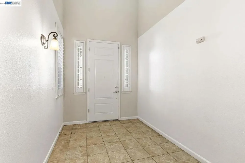 1503 Jetty Dr Richmond, CA 94804