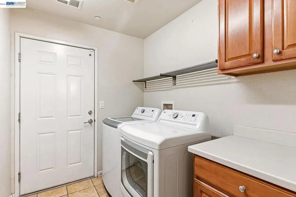 1503 Jetty Dr Richmond, CA 94804