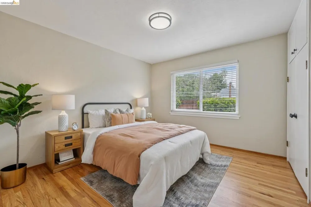 871 Joaquin Ave San Leandro, CA 94577