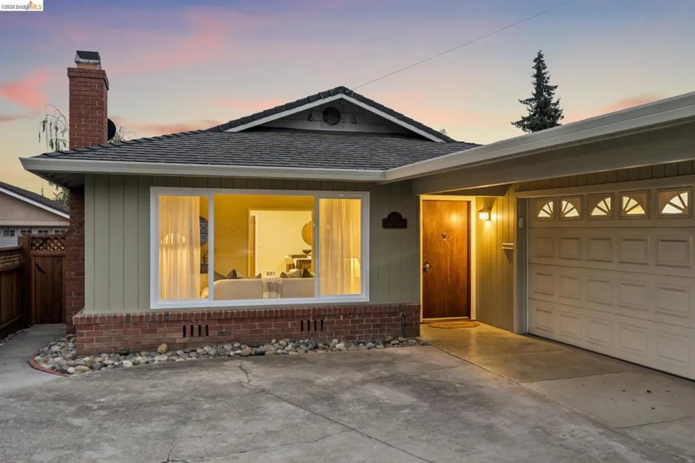 871 Joaquin Ave San Leandro, CA 94577