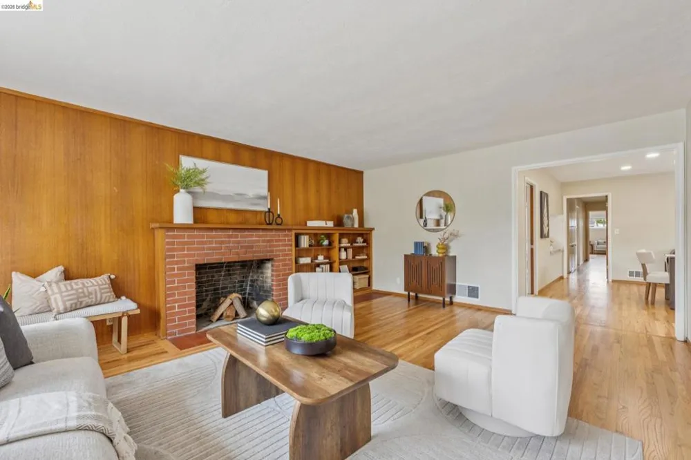 871 Joaquin Ave San Leandro, CA 94577