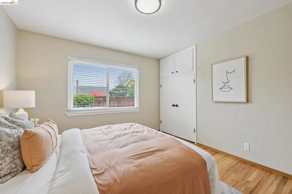 871 Joaquin Ave San Leandro, CA 94577