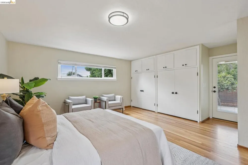 871 Joaquin Ave San Leandro, CA 94577