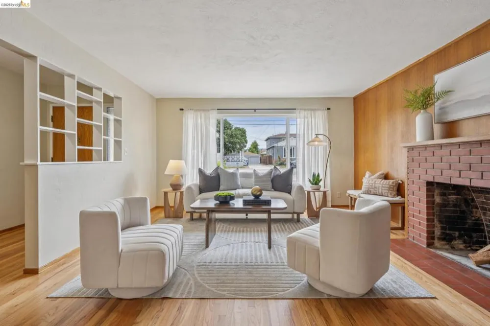 871 Joaquin Ave San Leandro, CA 94577