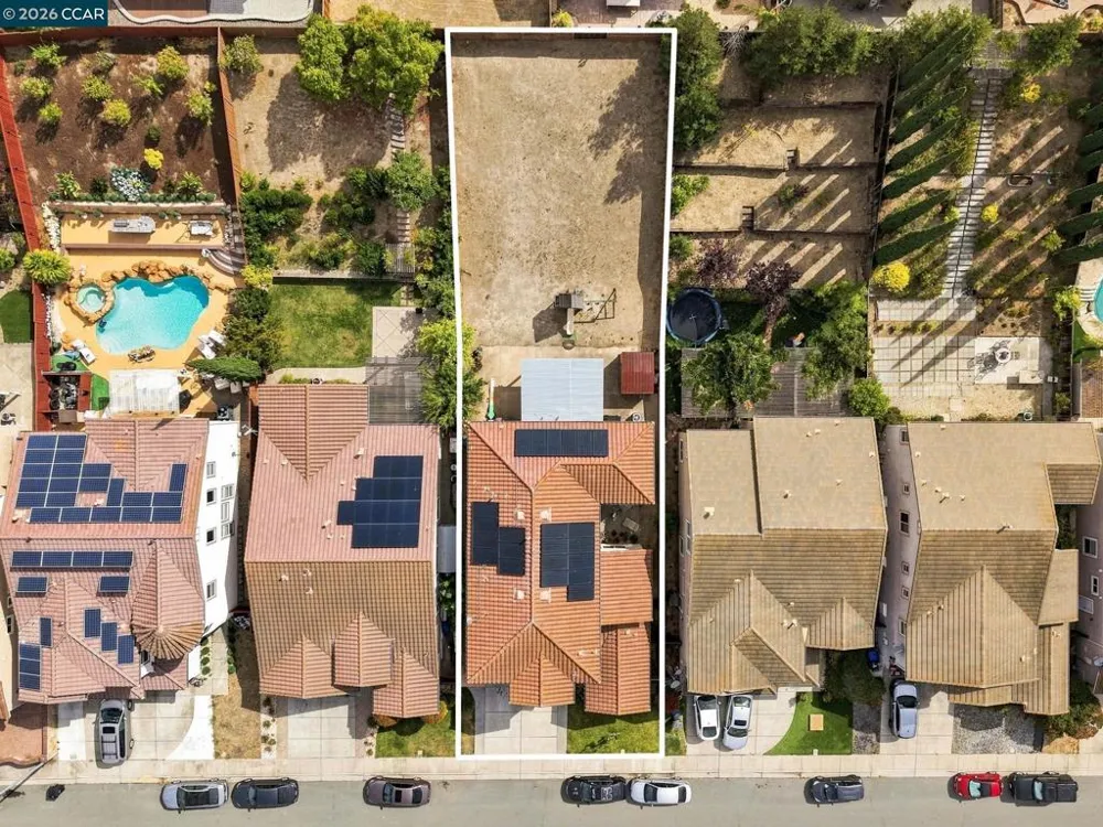 1325 San Lucas Dr Pittsburg, CA 94565