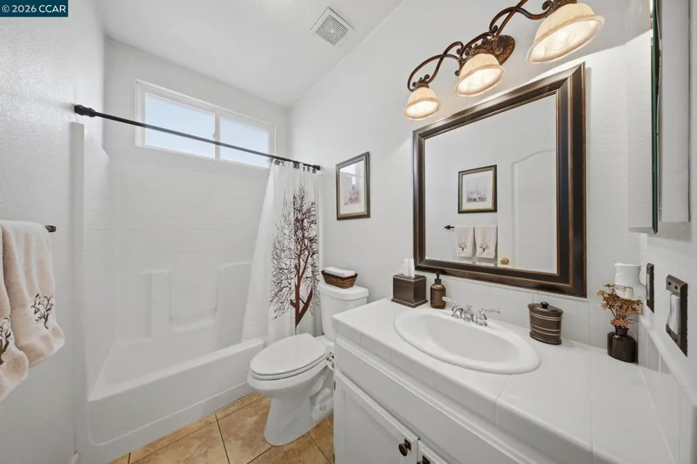 1325 San Lucas Dr Pittsburg, CA 94565