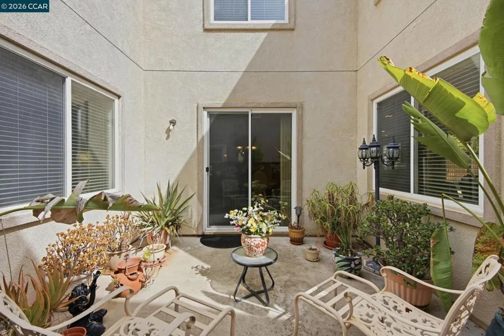 1325 San Lucas Dr Pittsburg, CA 94565