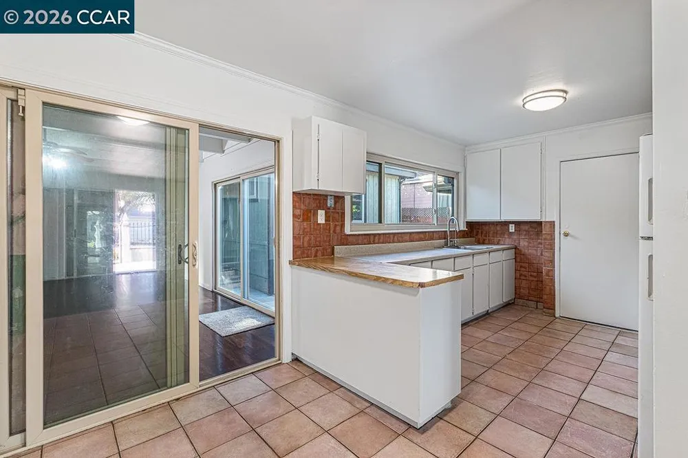 1419 Esmond Ave Richmond, CA 94801