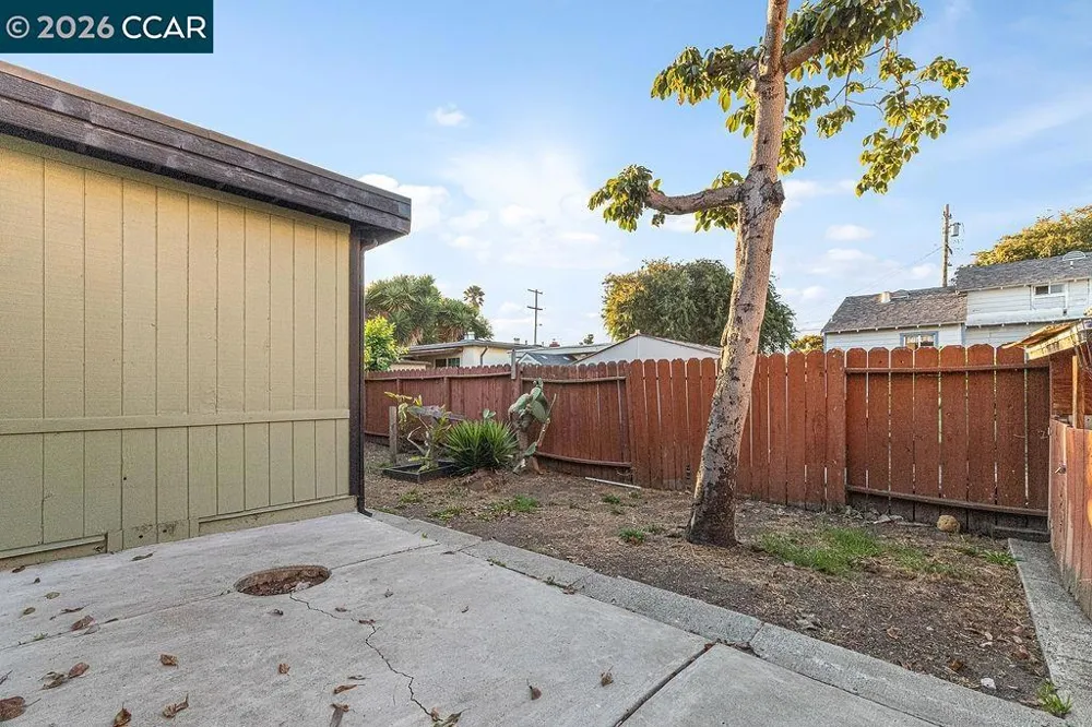 1419 Esmond Ave Richmond, CA 94801
