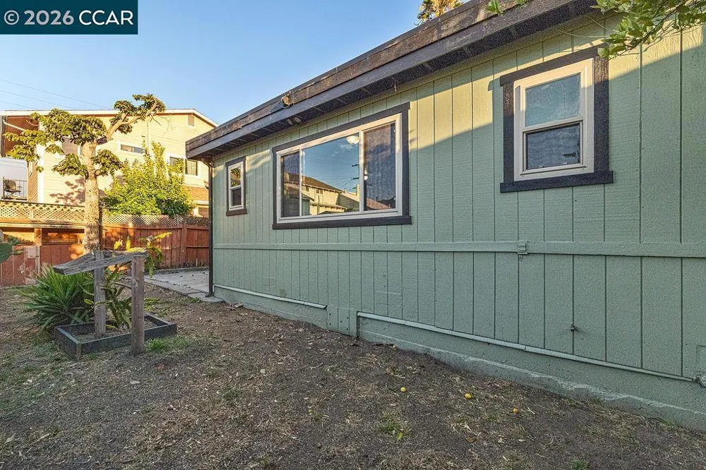 1419 Esmond Ave Richmond, CA 94801