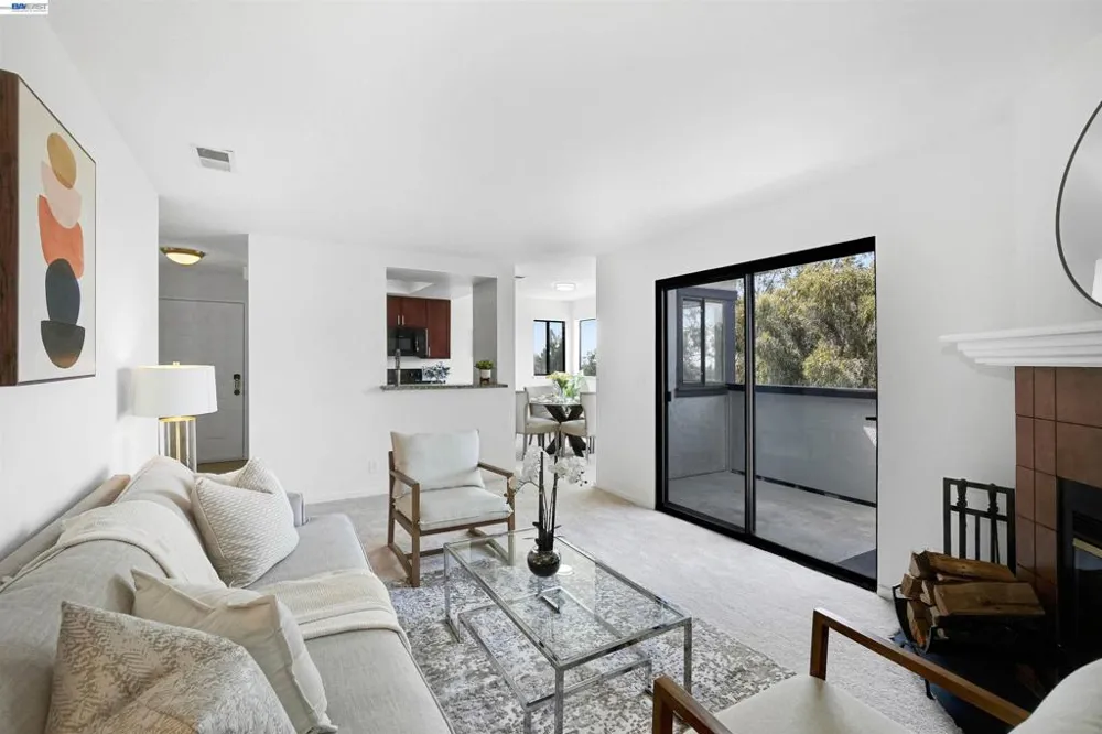 945 Fletcher ln #A331 Hayward, CA 94544