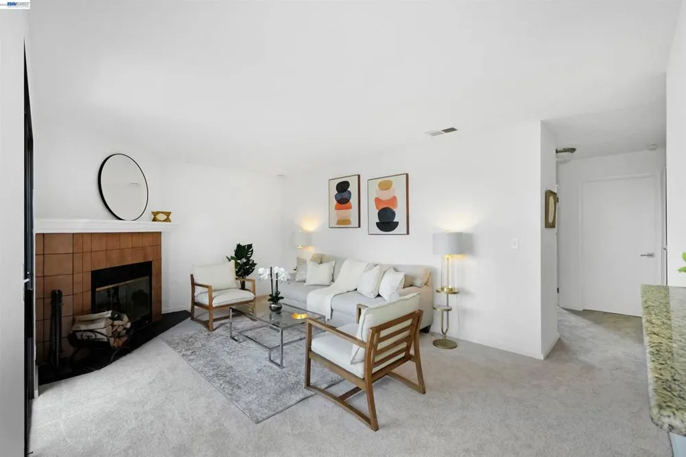 945 Fletcher ln #A331 Hayward, CA 94544