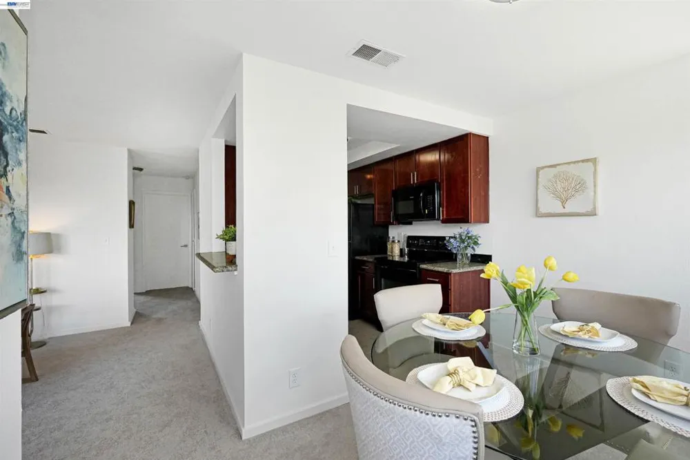 945 Fletcher ln #A331 Hayward, CA 94544