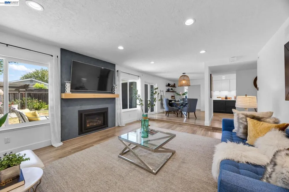 720 Leland Way Livermore, CA 94550